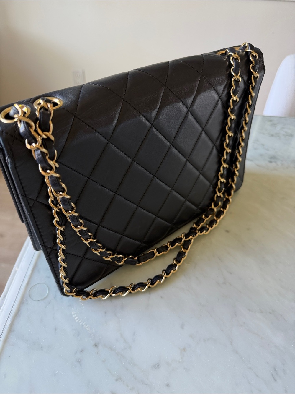 Chanel - Picture 4 of 4